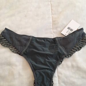Chantelle Mouvance Tanga M Grey/Gold NWT